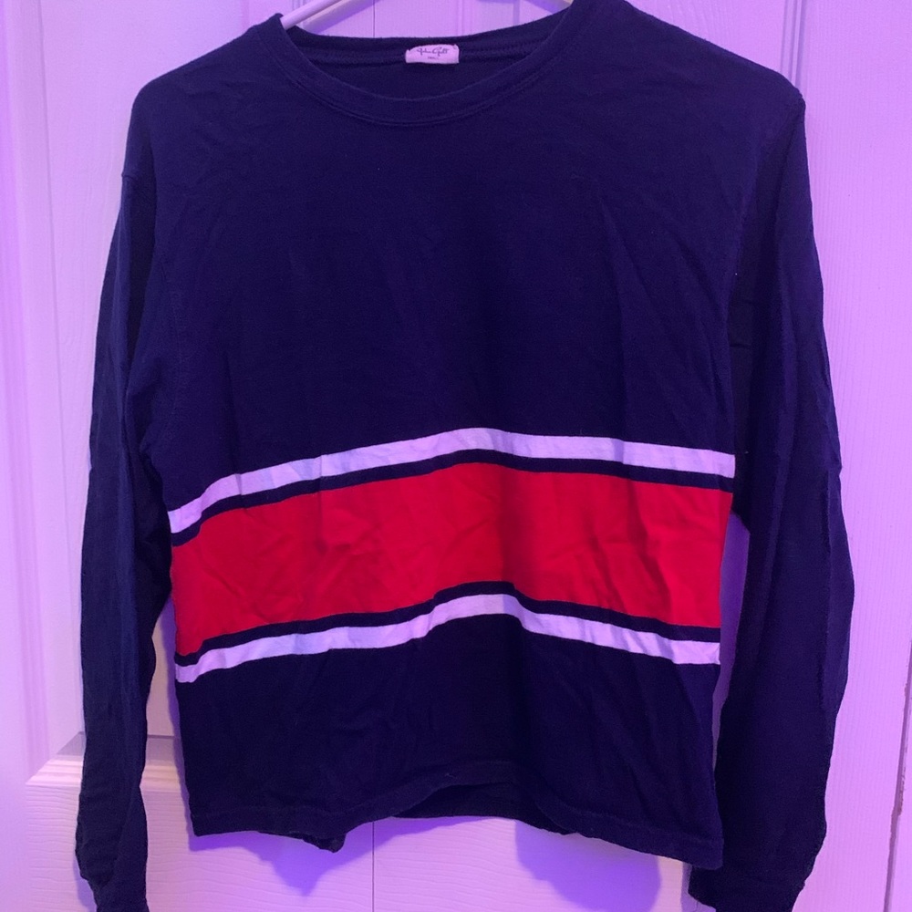 Brandy Melville long sleeve tee